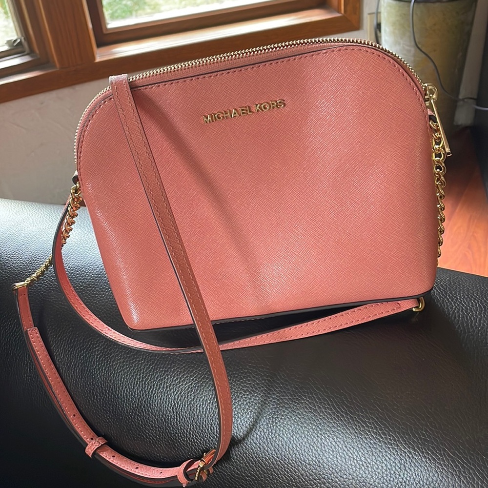 Michael kors Cindy dome crossbody open to offers